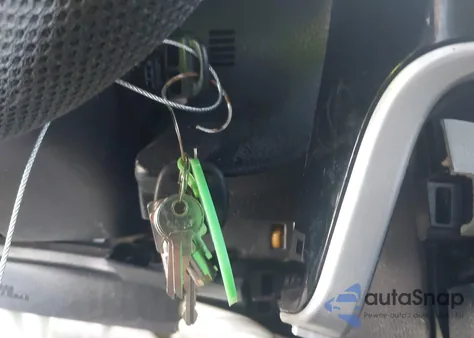 2018 Toyota Corolla Le из США, поврежденный, VIN 5YFBURHE9JP843722